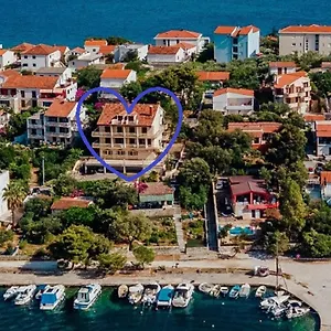 Seaside Seget Vranjica