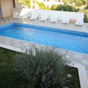 Apartments&rooms Jelavić Appartement